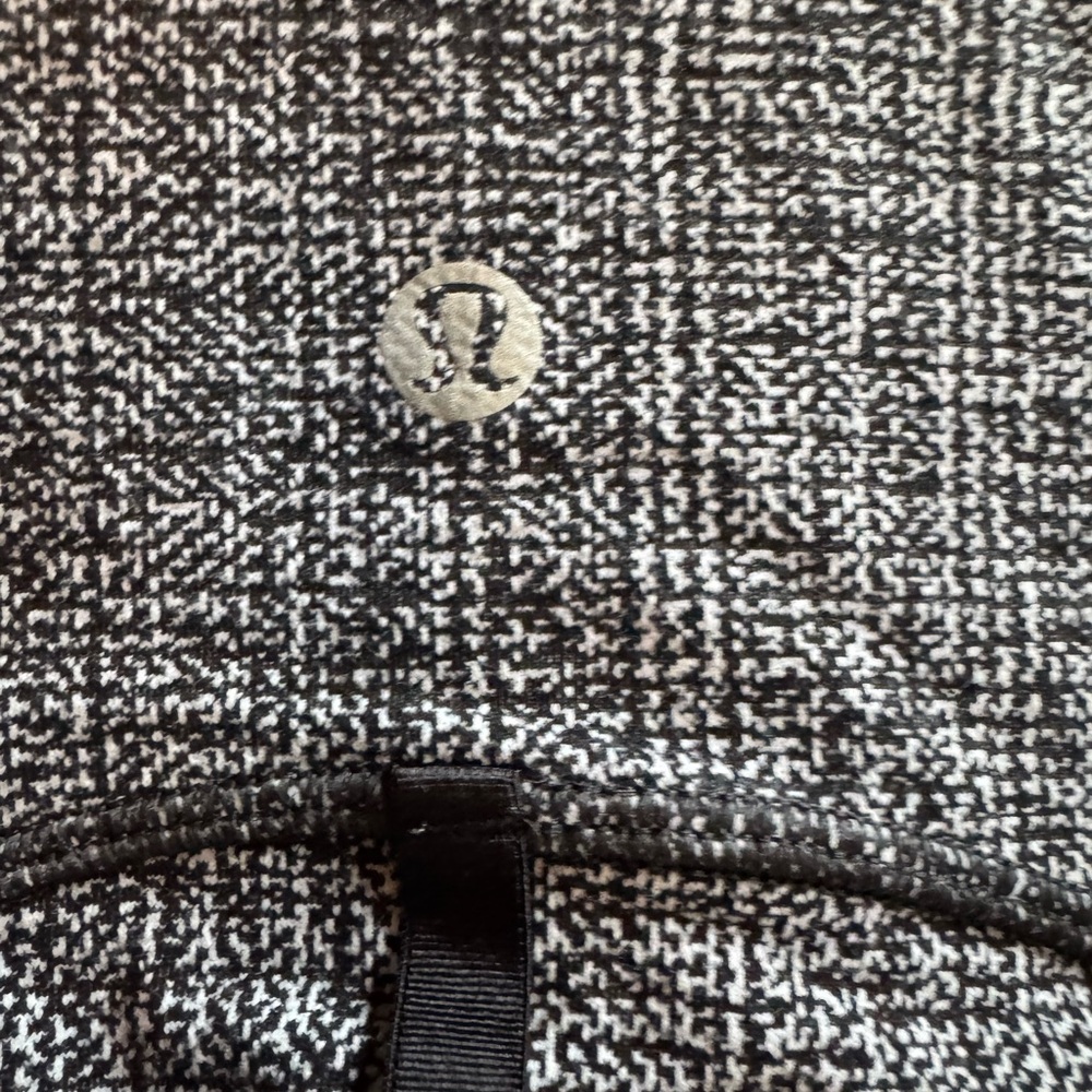 Lululemon Gray Zip-Up Shell Jacket - image 4